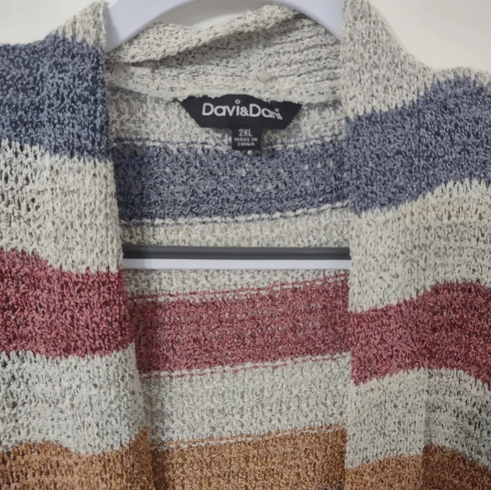 Women's Long Cardigan - Picture 2 of 3